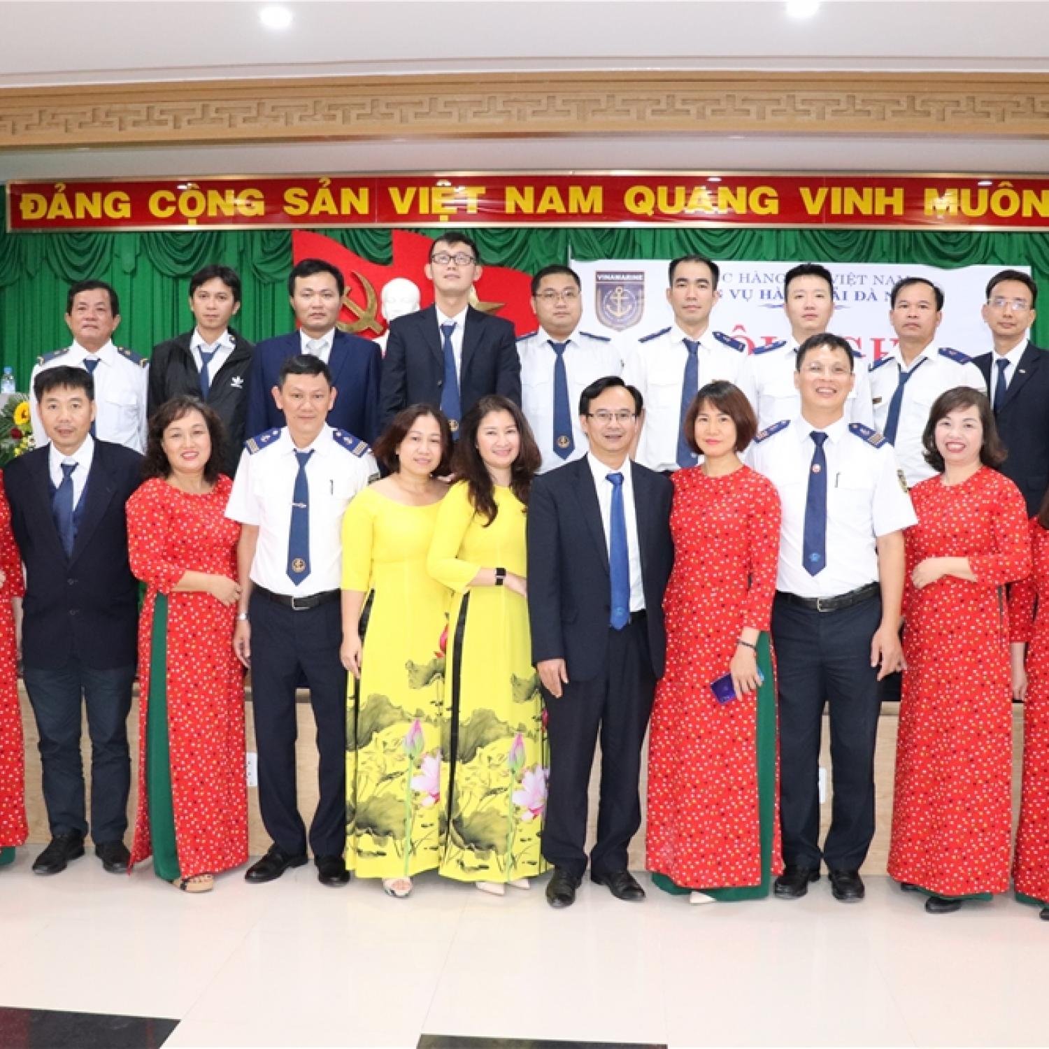  DA NANG PORT SERVICE CONFERENCE ISSUING THE CCVC CONFERENCE IN 2021
